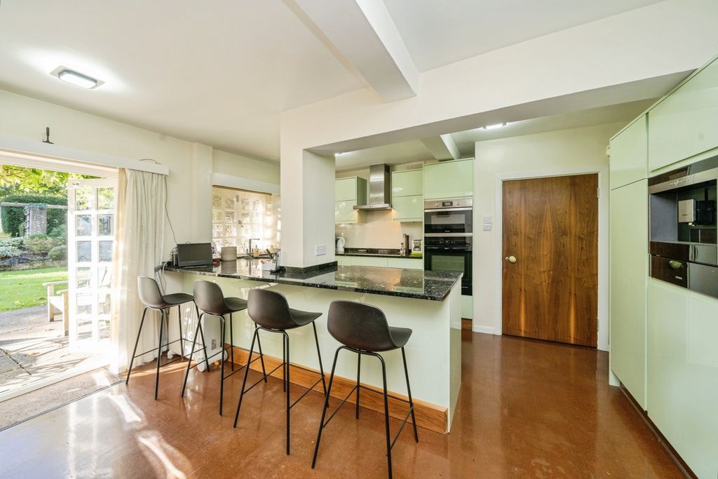 Property photo 2 of 22 Photo