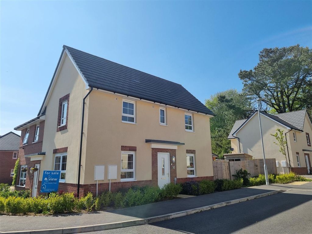 Property photo 1 of 16 Front.Jpg