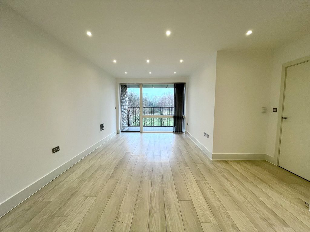 Property photo 2 of 9 Picture No. 03