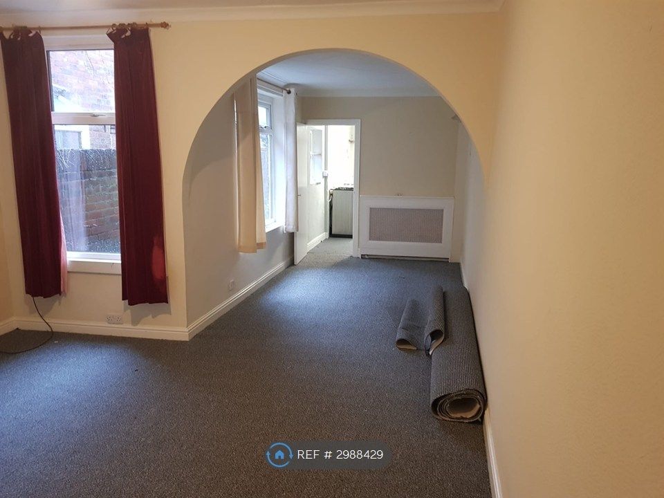 Property photo 2 of 17 Living Room. Spacious