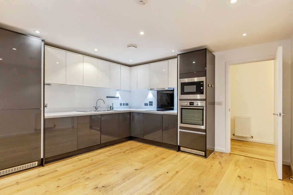 Property photo 2 of 13 Pbox-Img.Jpg