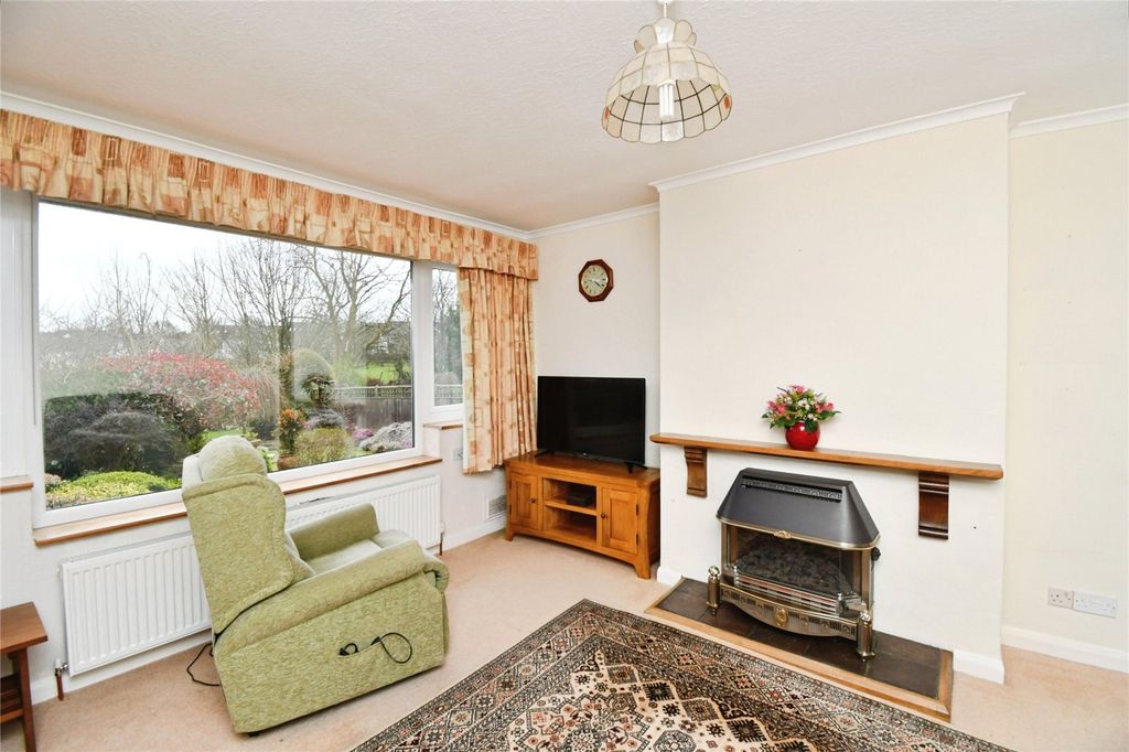 Property photo 3 of 31 Picture No. 25