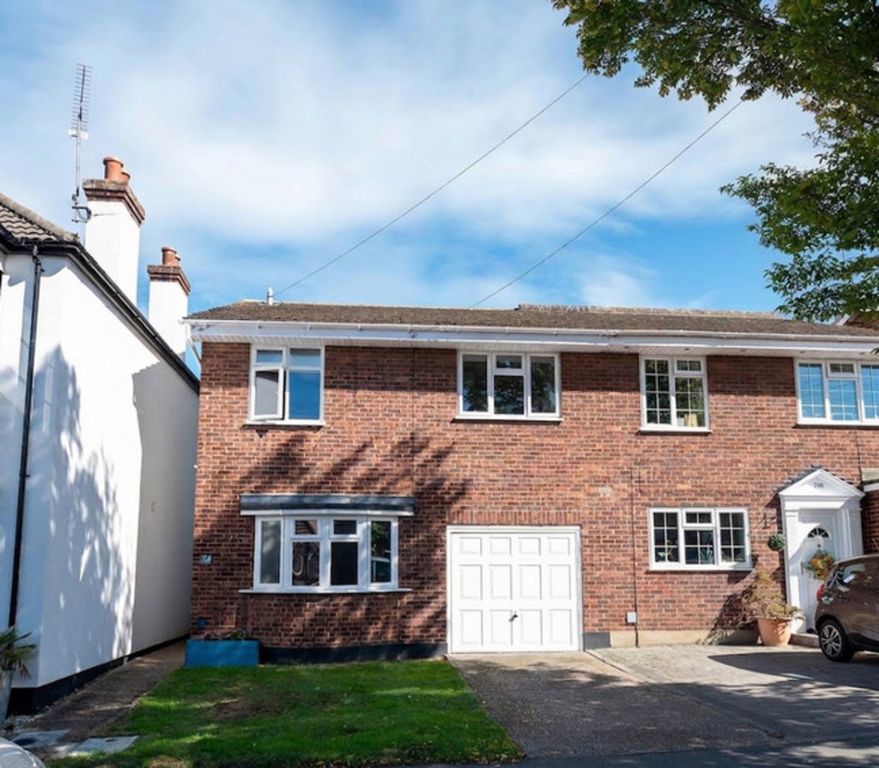 Property photo 1 of 18