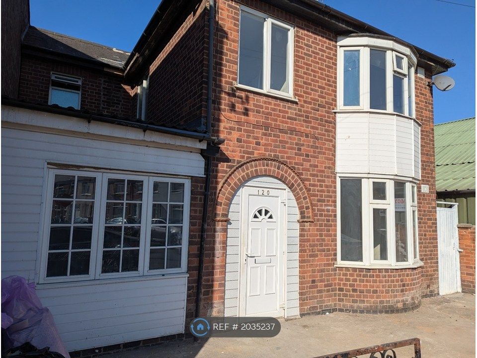 Property photo 1 of 14 Front