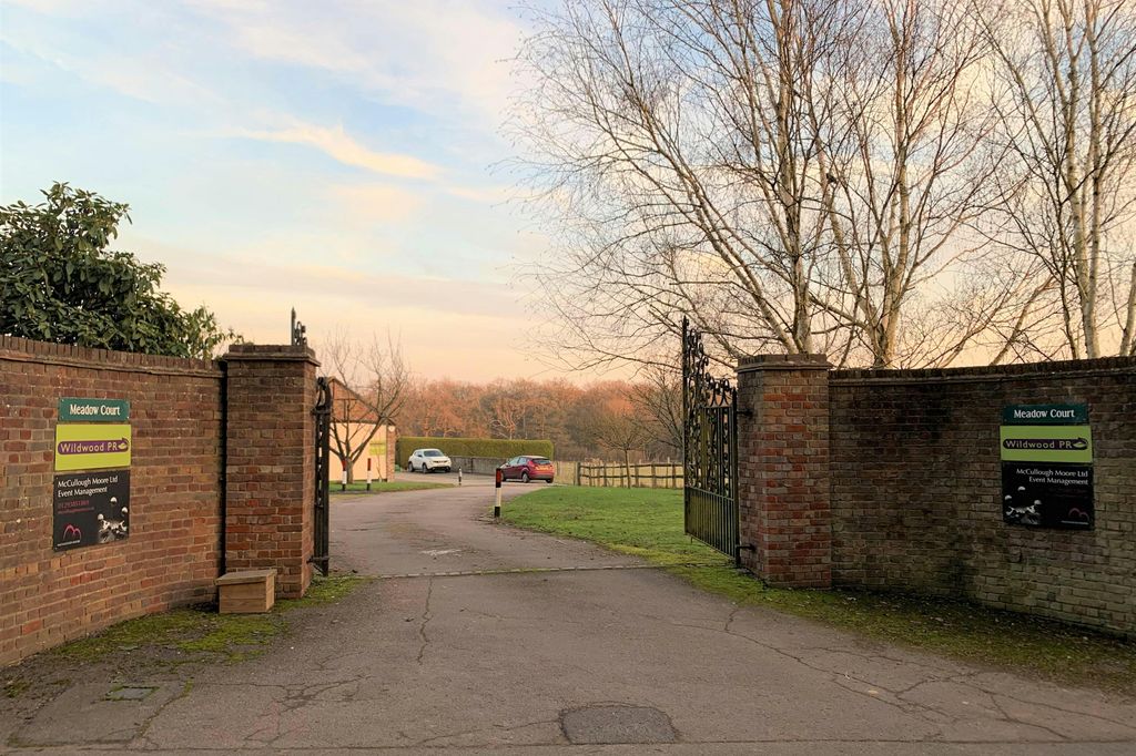 Property photo 2 of 8 Img_5761.Jpg