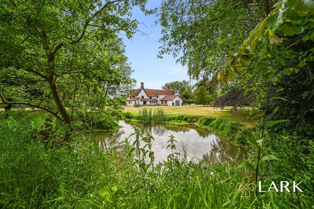 Property photo 2 of 18 Pt-Lark-Greenhall-57