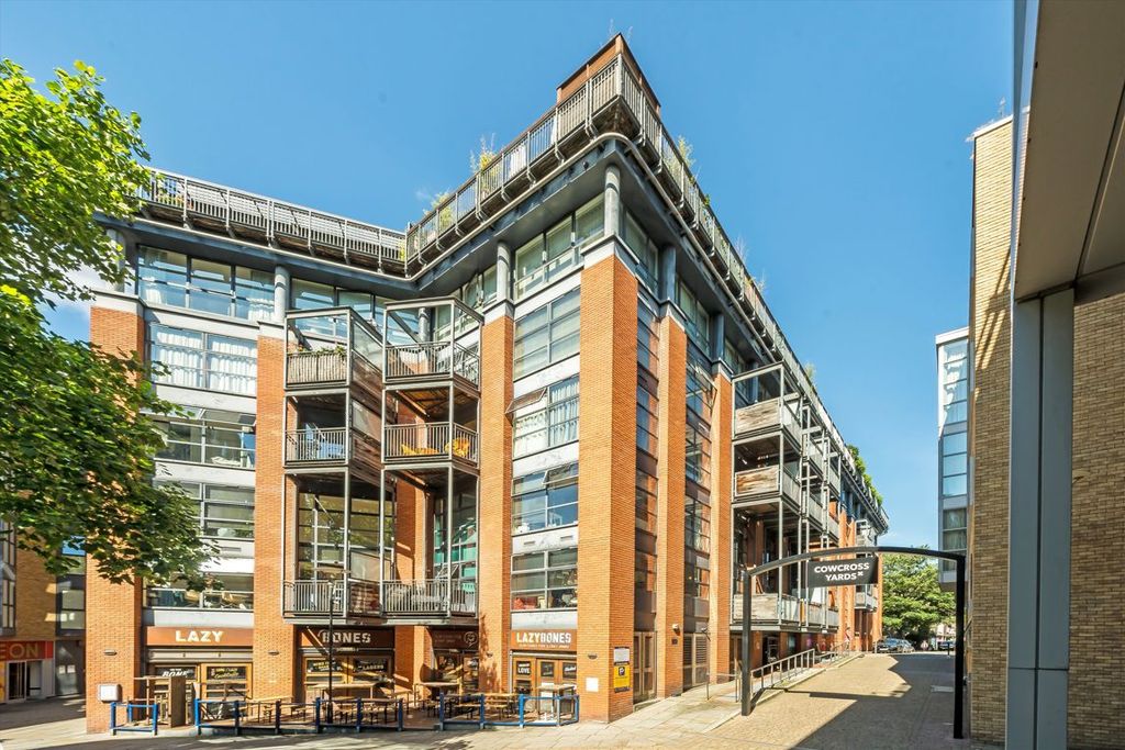 Property photo 1 of 6