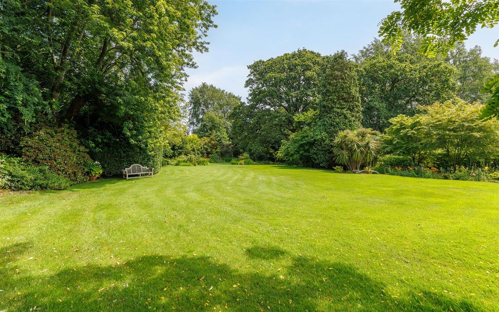 Property photo 3 of 43 Grounds