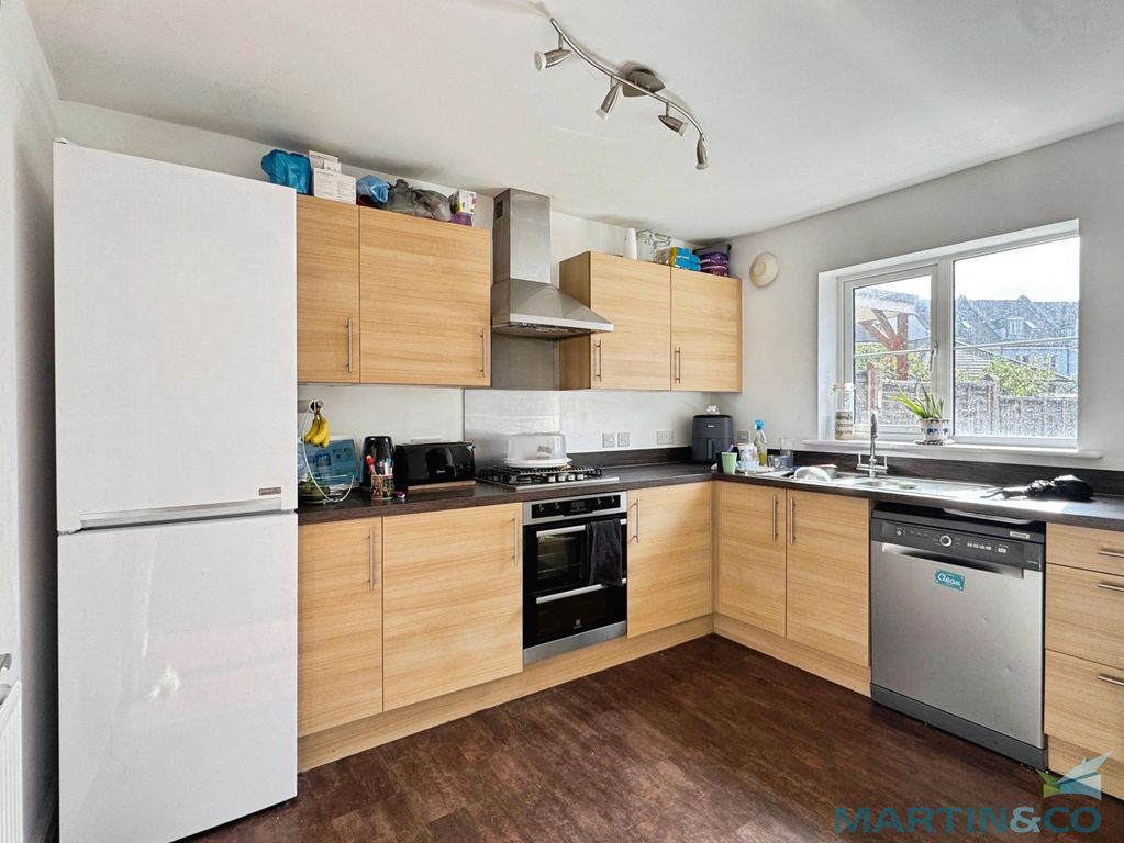 Property photo 2 of 13 -Af323Ef2-E7