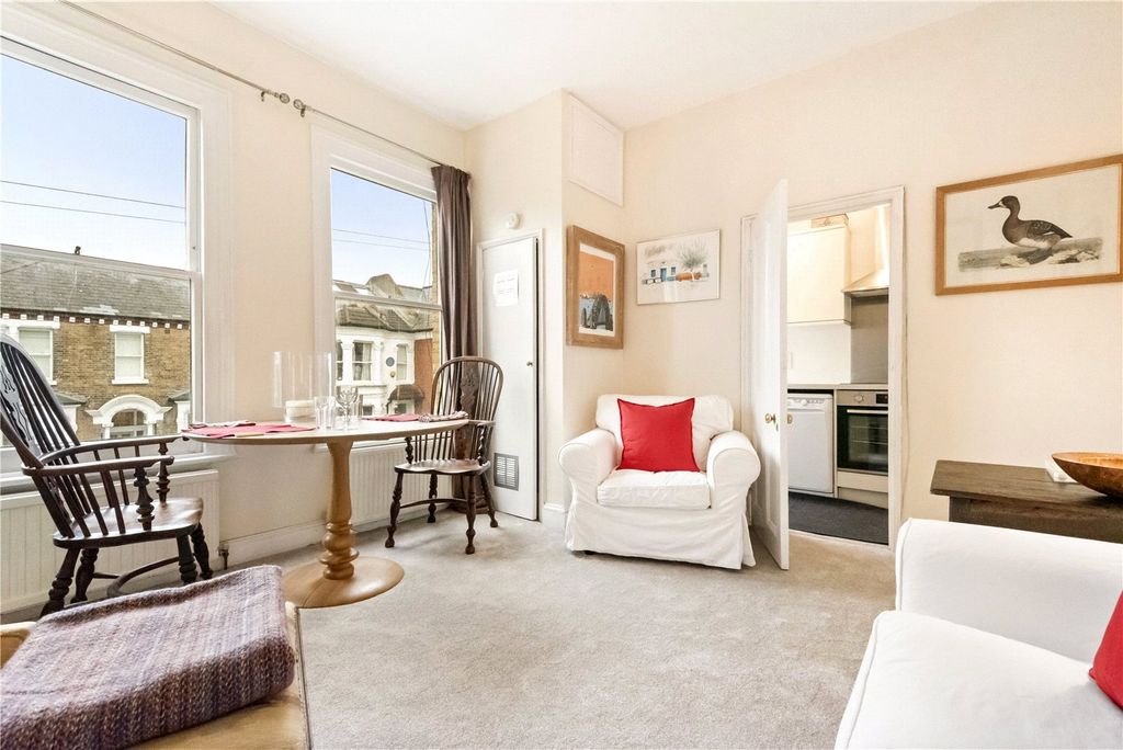 Property photo 2 of 12 Reception