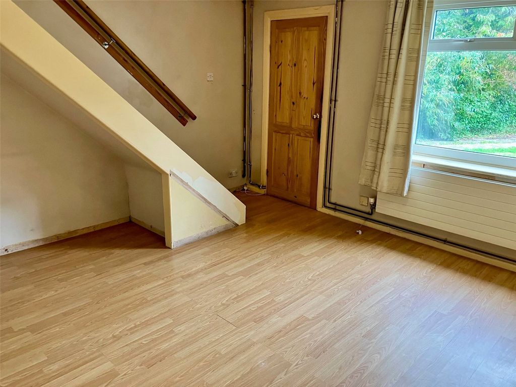 Property photo 2 of 14 Lounge