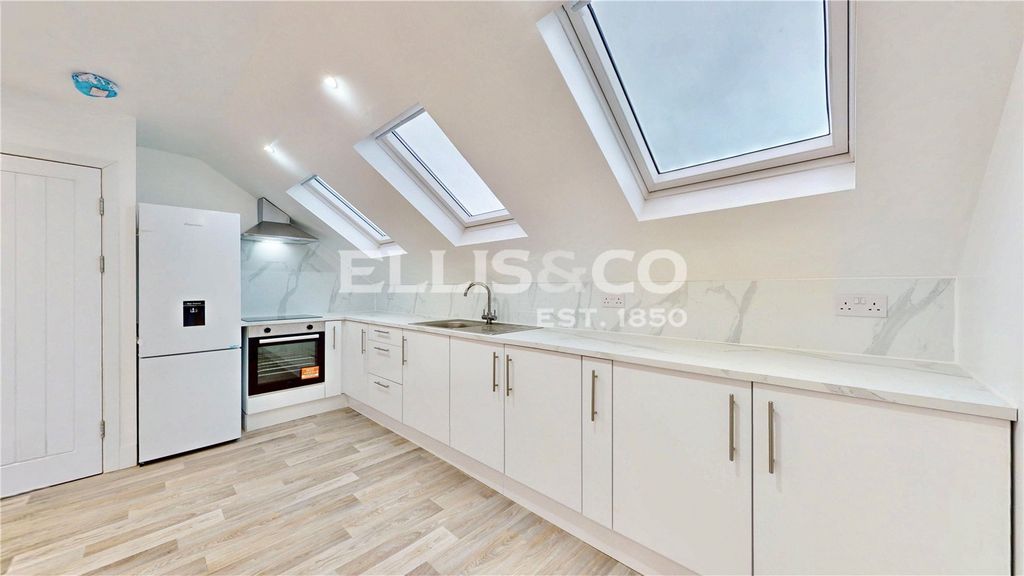 Property photo 1 of 18 Picture No. 07