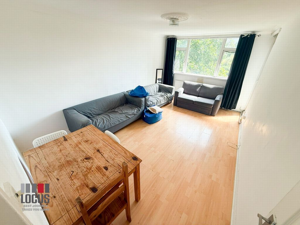 Property photo 3 of 9 Photo 3