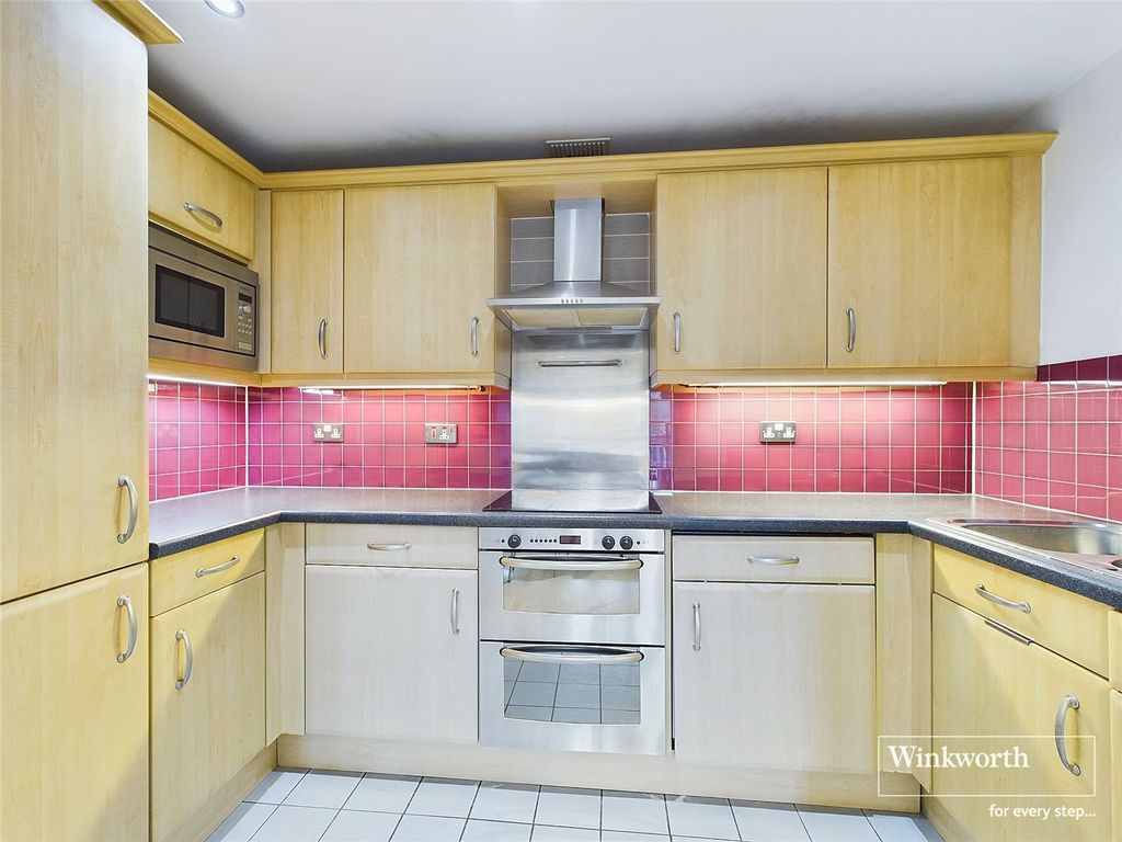 Property photo 2 of 10 Picture No. 18