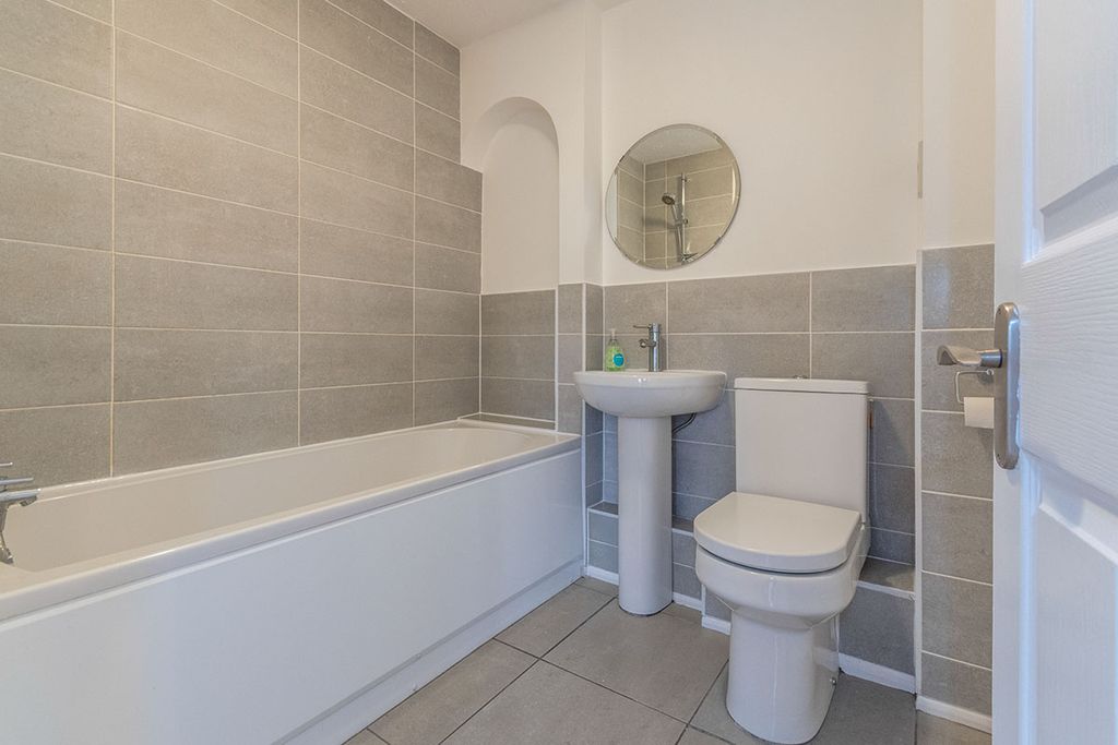 Property photo 3 of 9 Photography