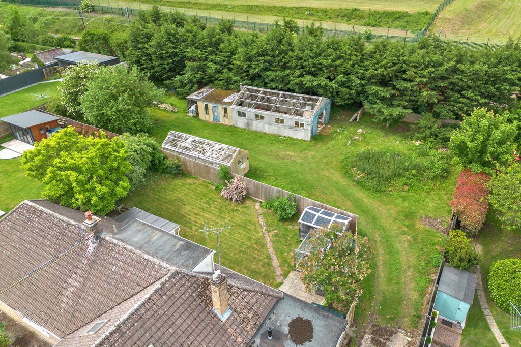 Property photo 3 of 3