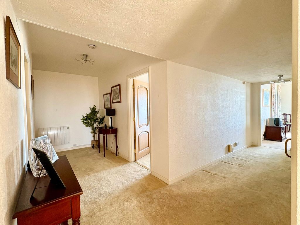 Additional image 15 of 3 bed flat for saleSt Lucia, West Parade, Bexhill-On-Sea TN39