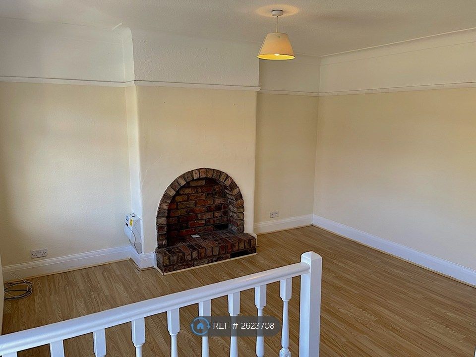 Property photo 3 of 16 Living Room
