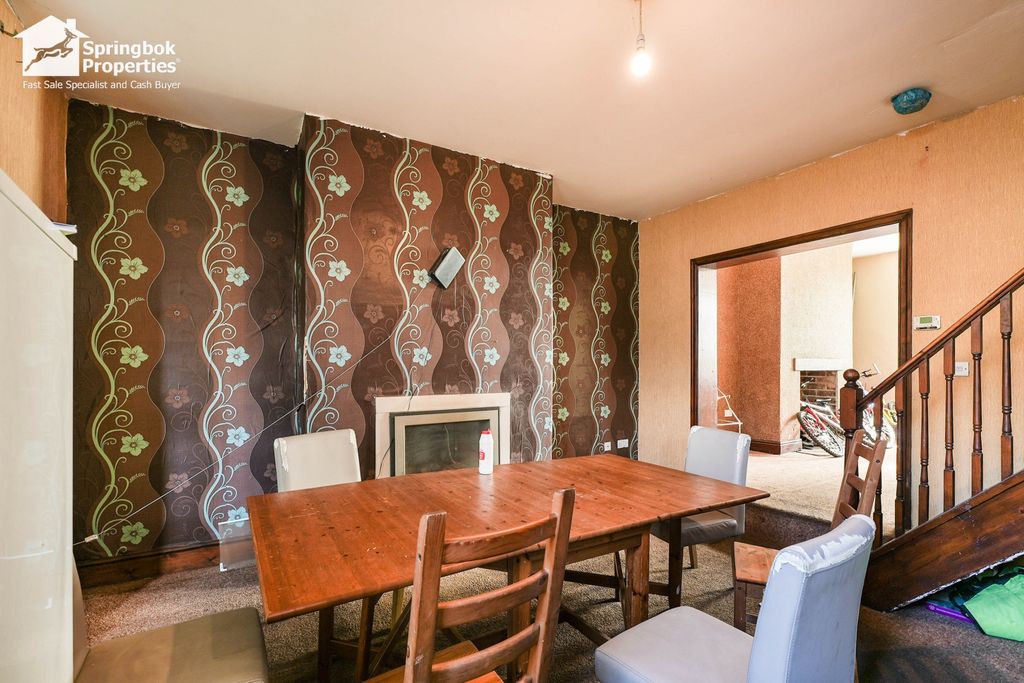 Property photo 2 of 13 Image 1