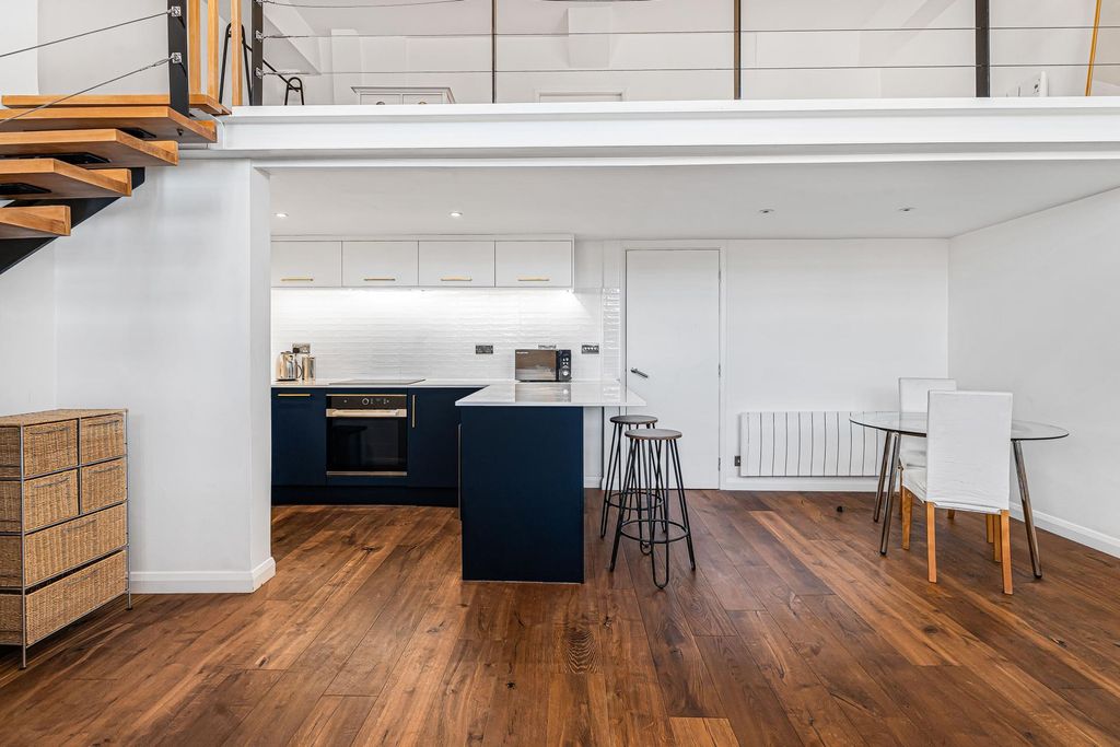 Property photo 1 of 22 Photo 0