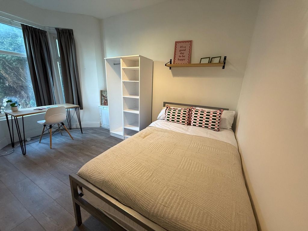 Property photo 2 of 12 Property Photo