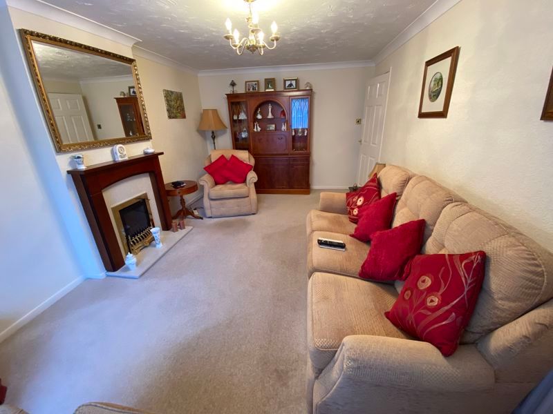 Property photo 3 of 14 Photo 6