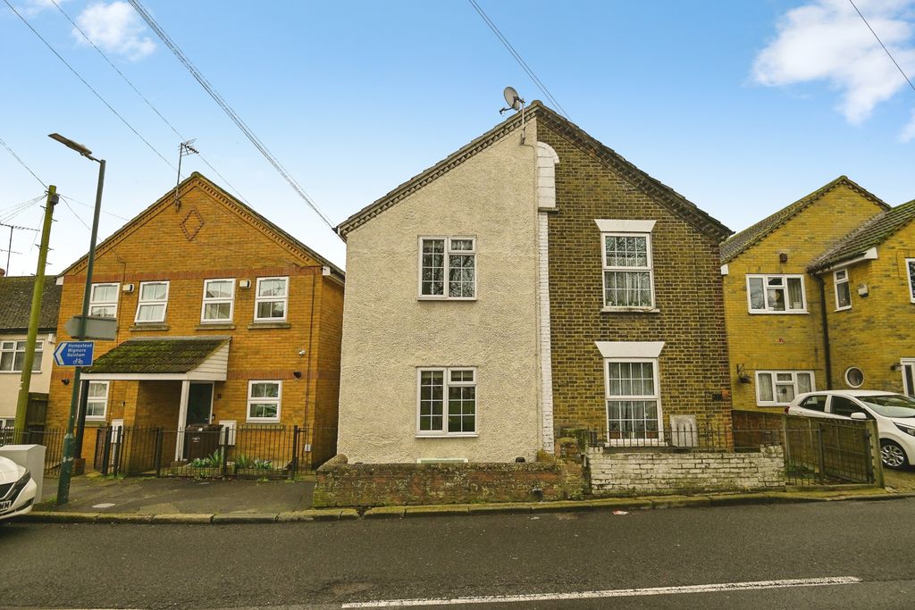 Property photo 1 of 19 Front