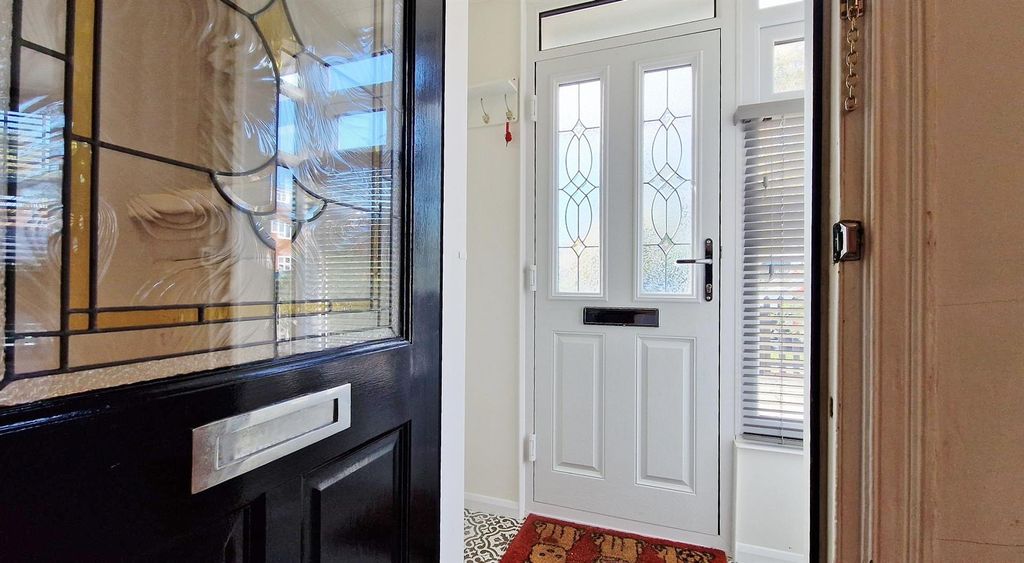 Property photo 3 of 22