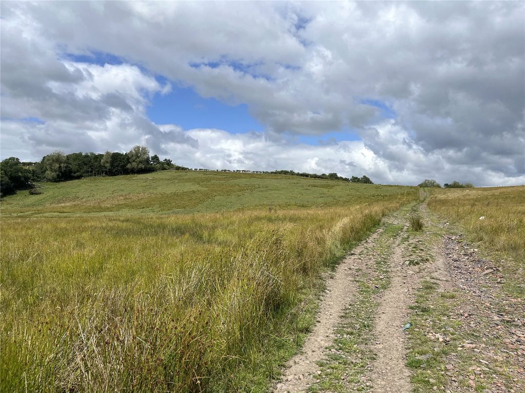 Property photo 1 of 16 Picture No. 01