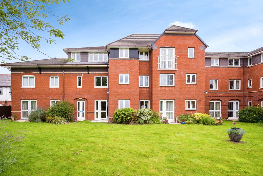 Property photo 1 of 13 General View Of Deve