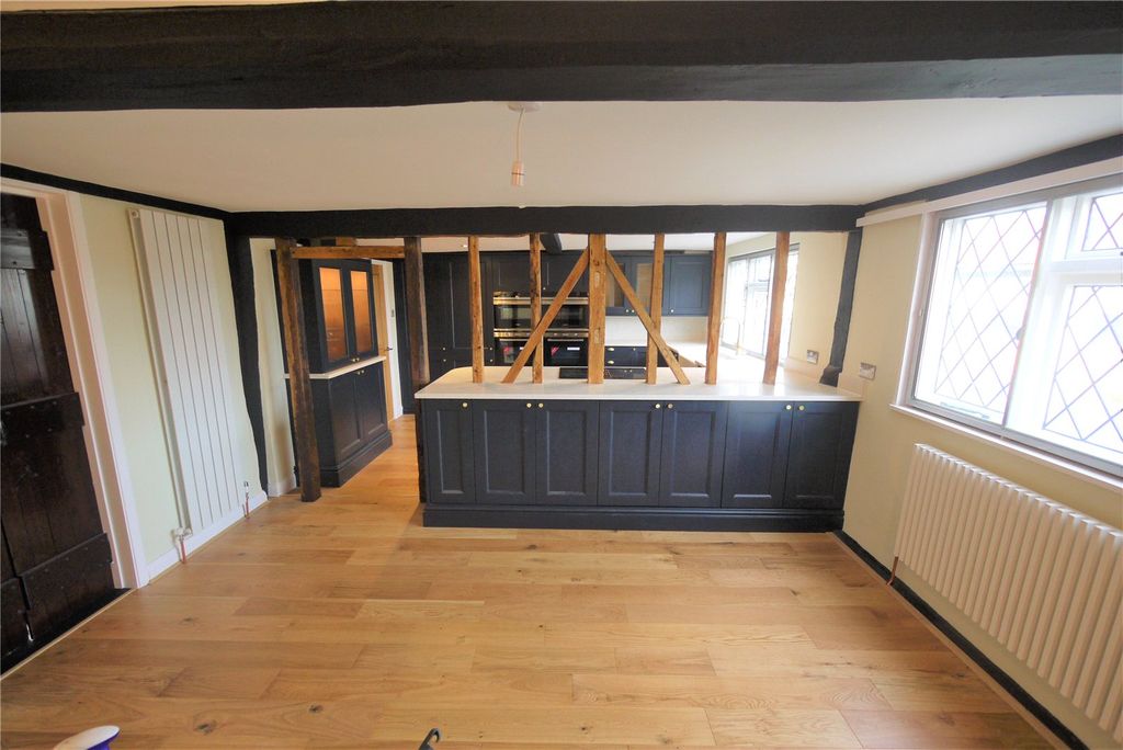 Property photo 2 of 14 Picture No. 02