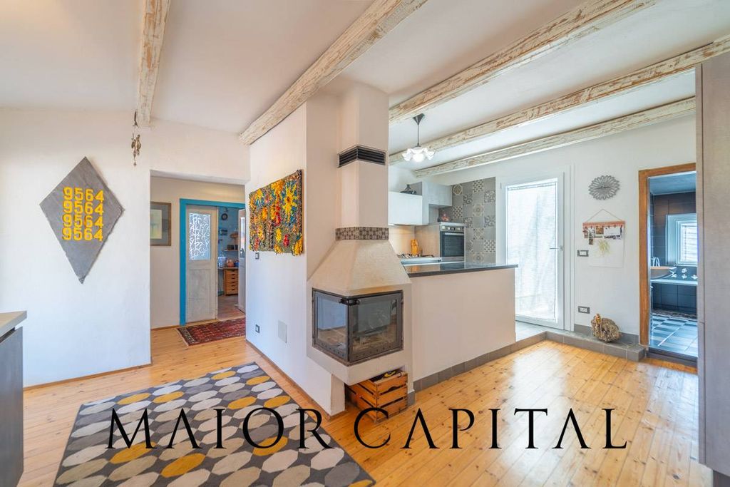 Property photo 1 of 31