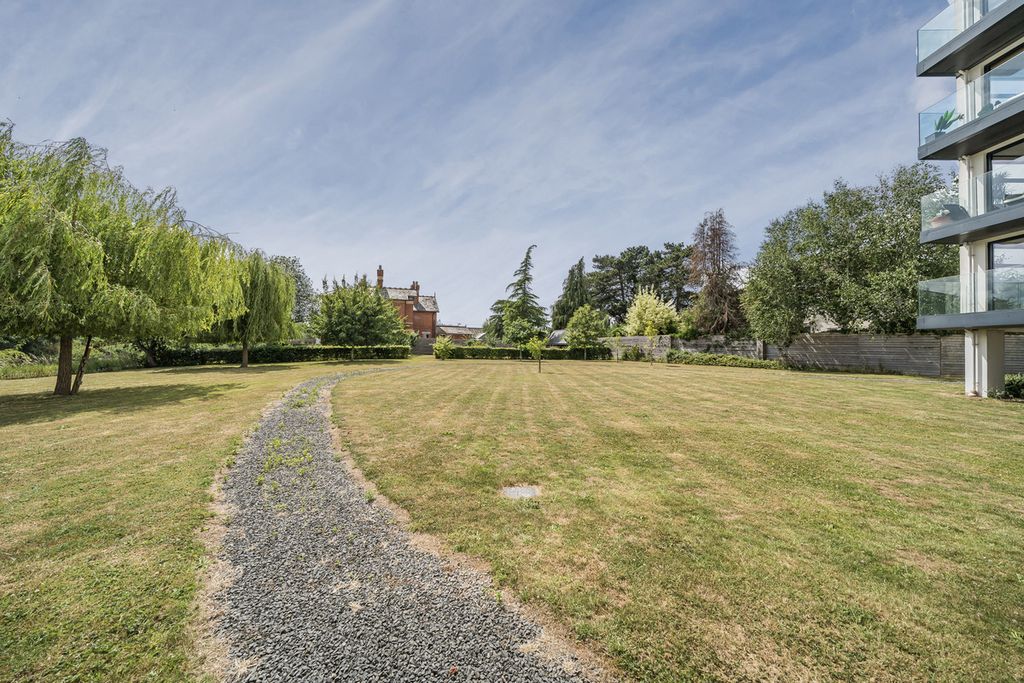 Additional image 19 of 1 bed flat for saleGreyfriars Avenue, Hereford HR4