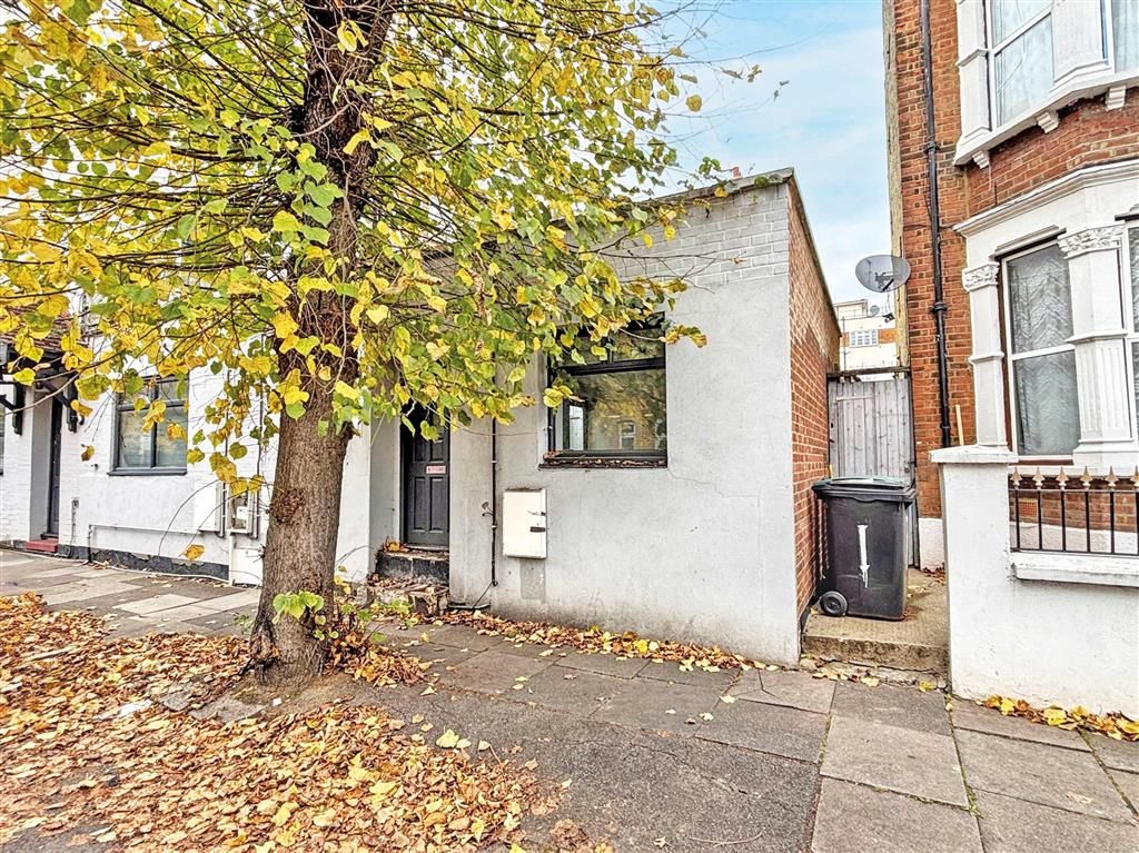 Property photo 1 of 5