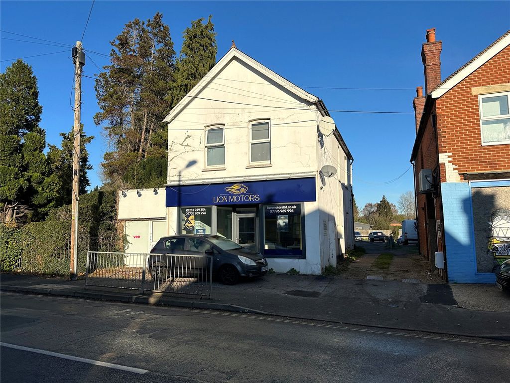 Property photo 1 of 5 Front