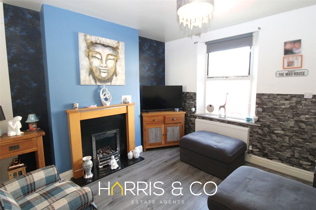 Property photo 3 of 9 Picture No. 08