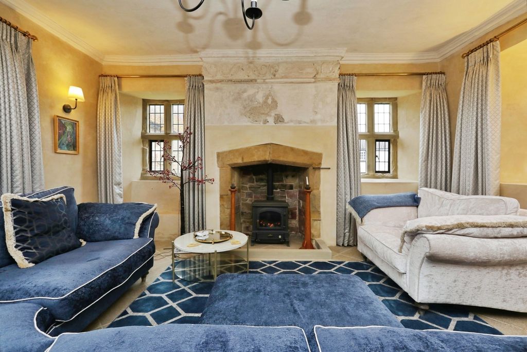 Property photo 2 of 39 Pbox-Img.Jpg