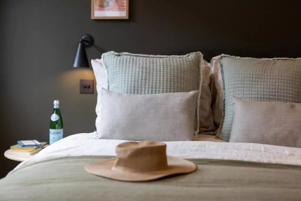 Property photo 1 of 35 Bedroom