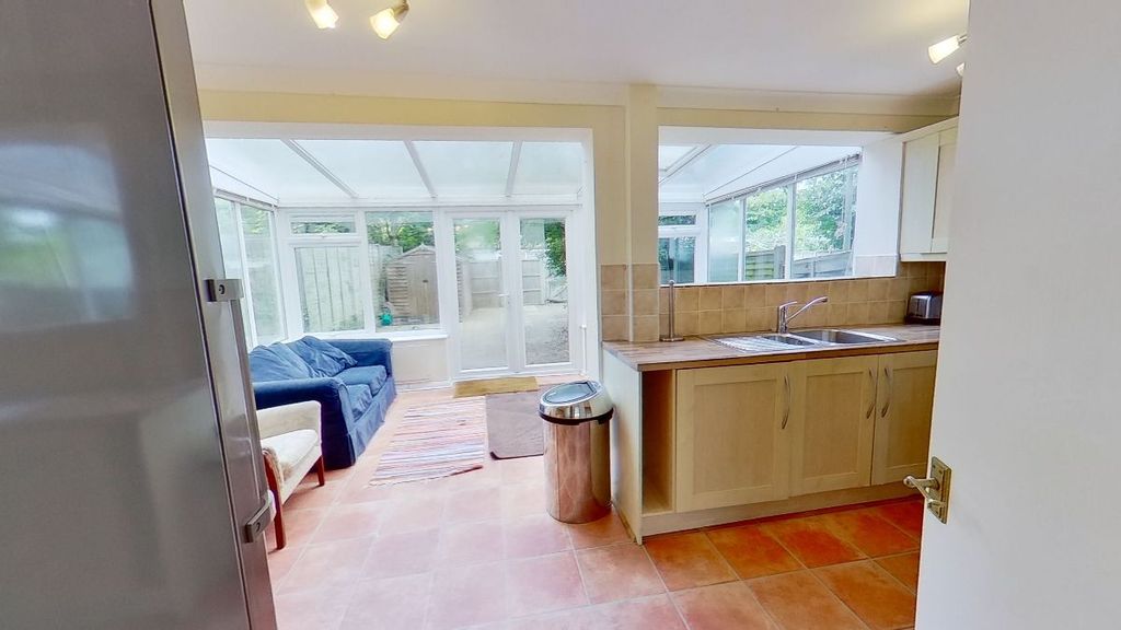 Property photo 3 of 38