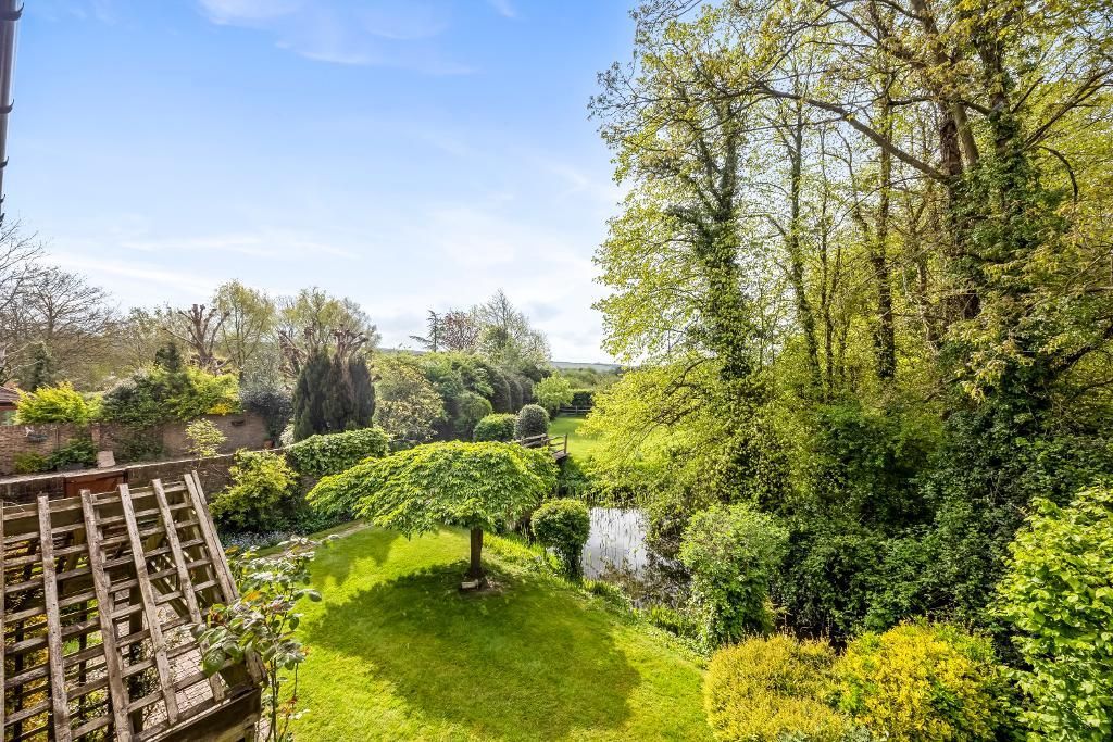 Property photo 3 of 25 Photo 3