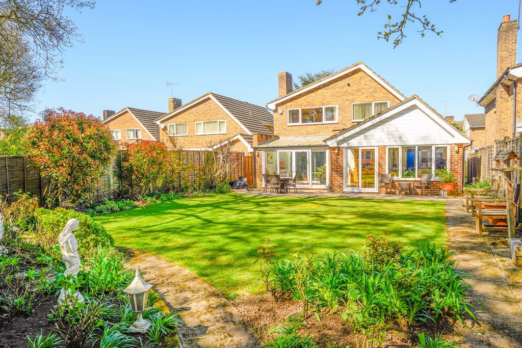 Property photo 1 of 17