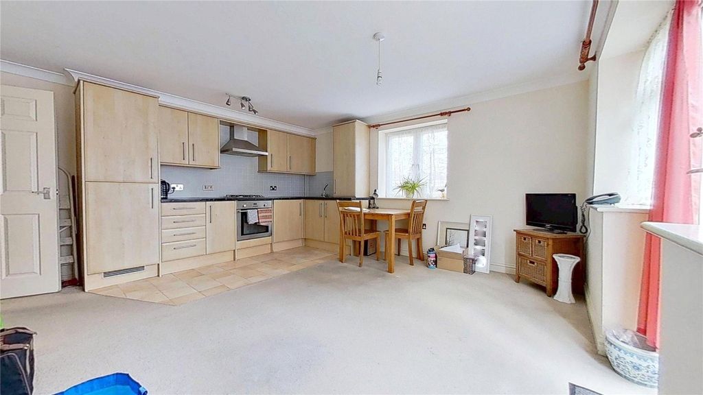 Property photo 3 of 7 Picture No. 04