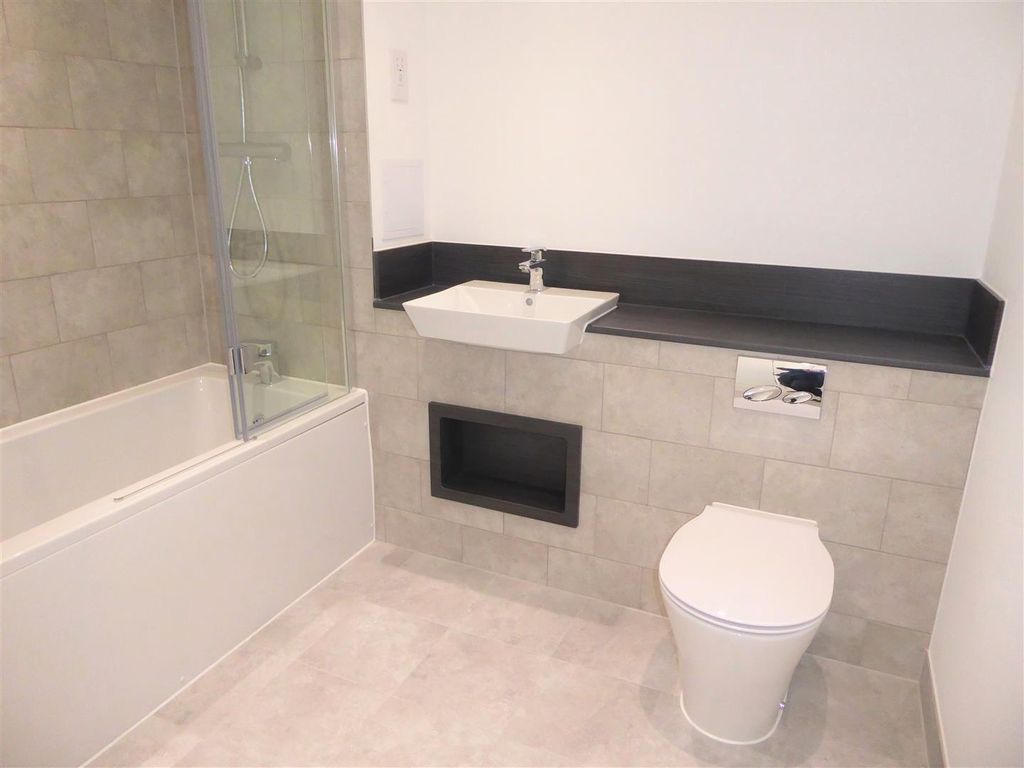 Property photo 2 of 9 P1190420.Jpg