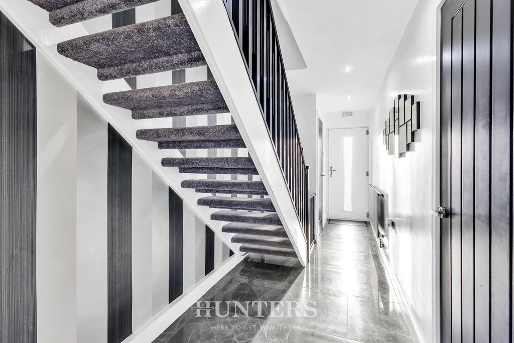 Property photo 2 of 19 Wince Close (17).Jpg