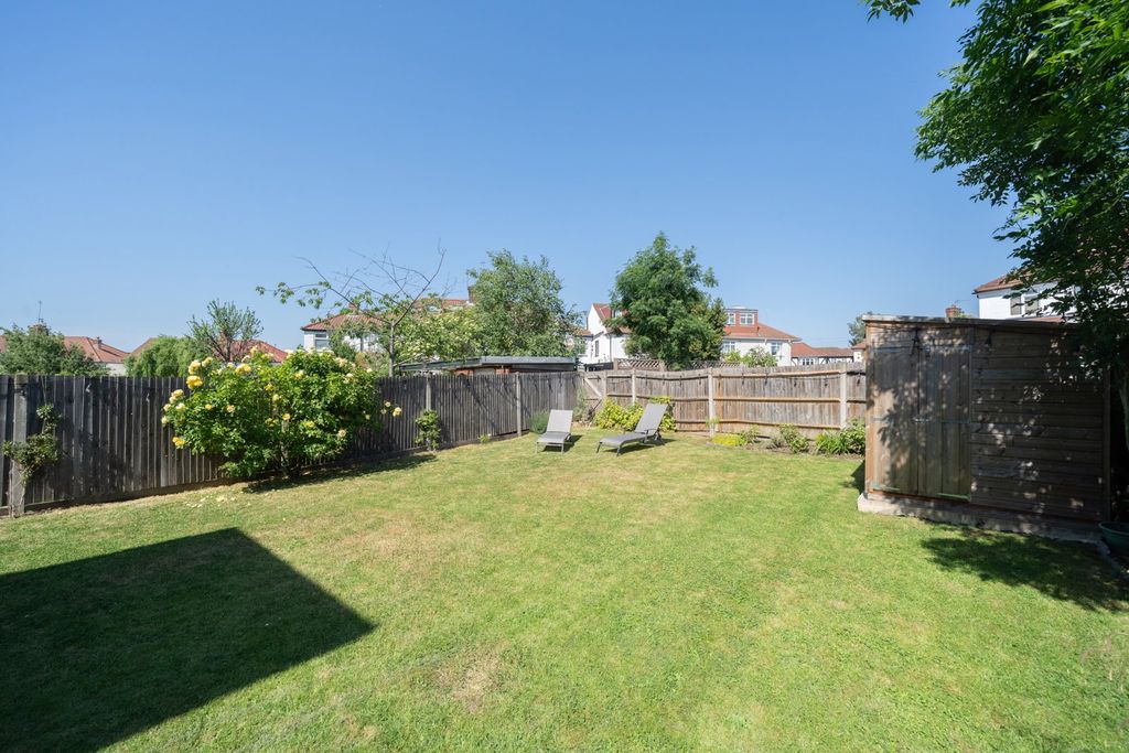 Property photo 3 of 20