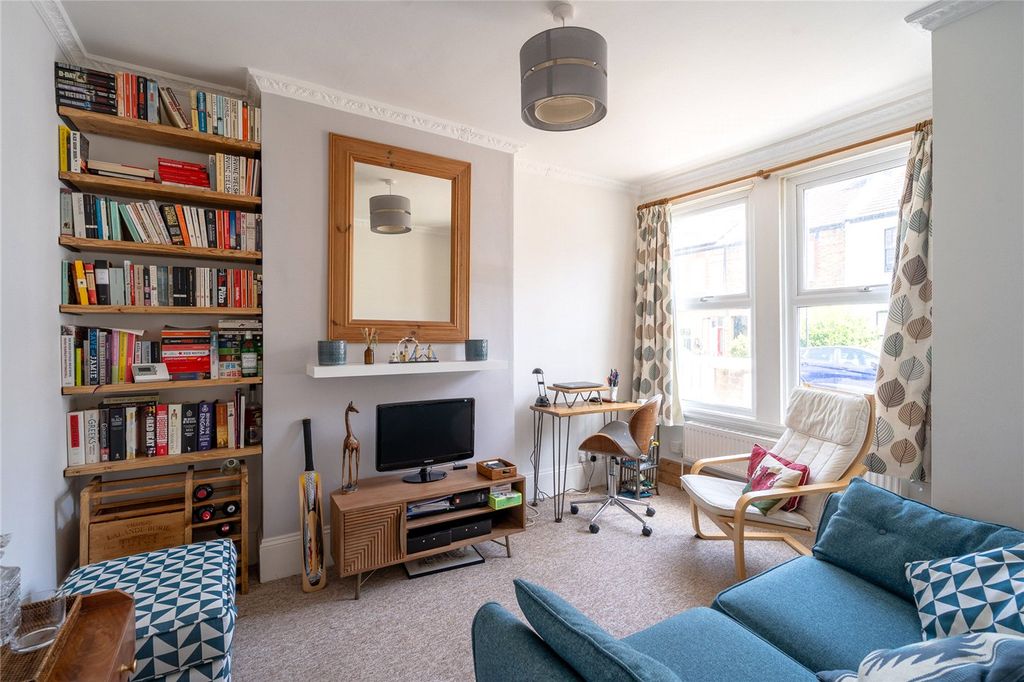 Property photo 1 of 8 Picture No. 04