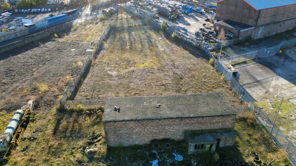 Property photo 2 of 4