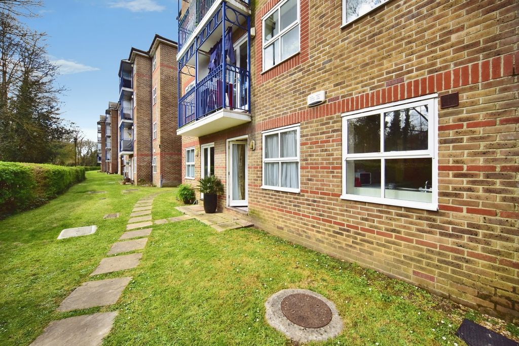 Property photo 2 of 11 Pbox-Img.Jpg