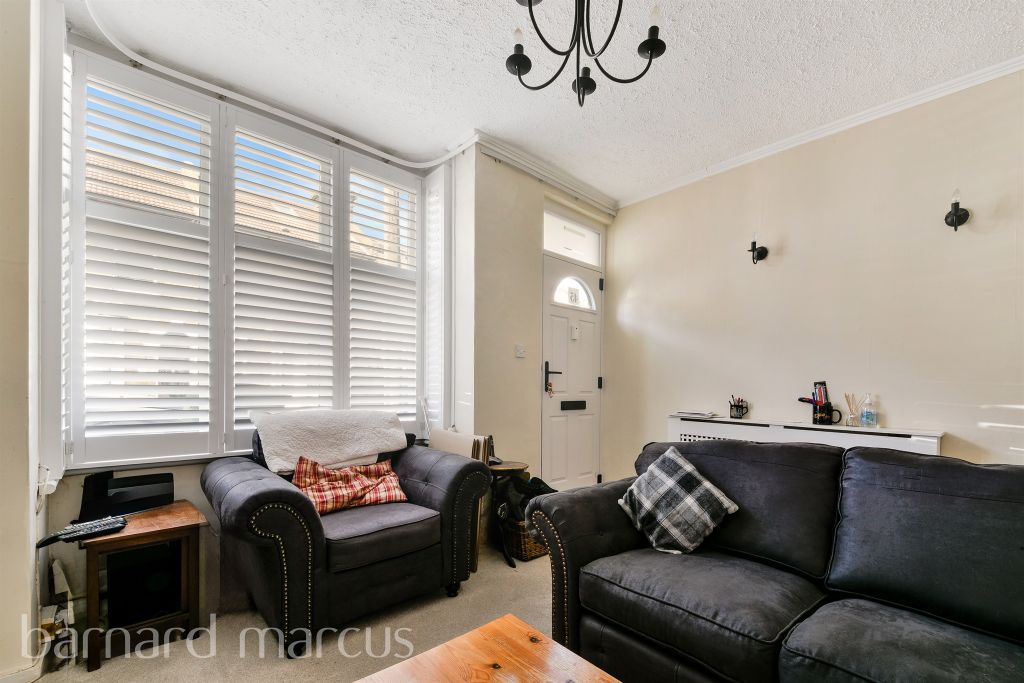 Property photo 3 of 9