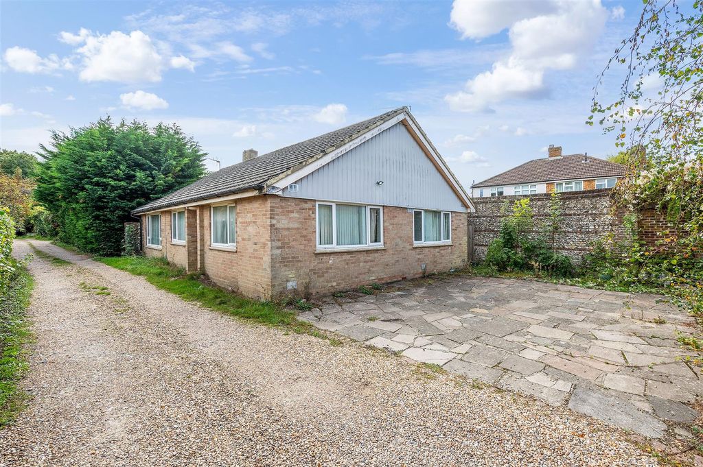 Property photo 1 of 23 Woodmansterne, 41- (14).Jpg